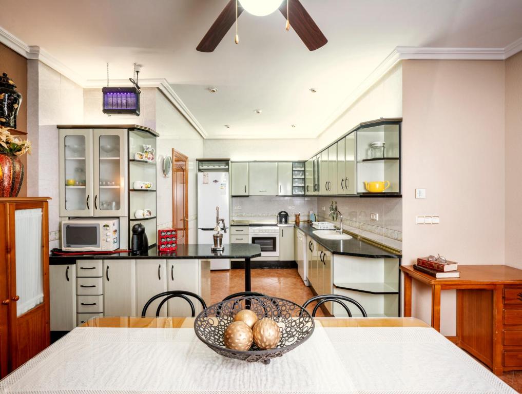 Cocina totalmente equipada